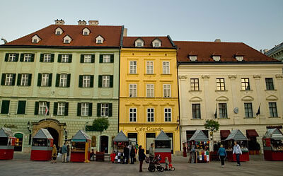 Bratislava - azgezmis.com