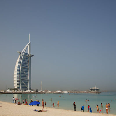 Dubai - azgezmis.com